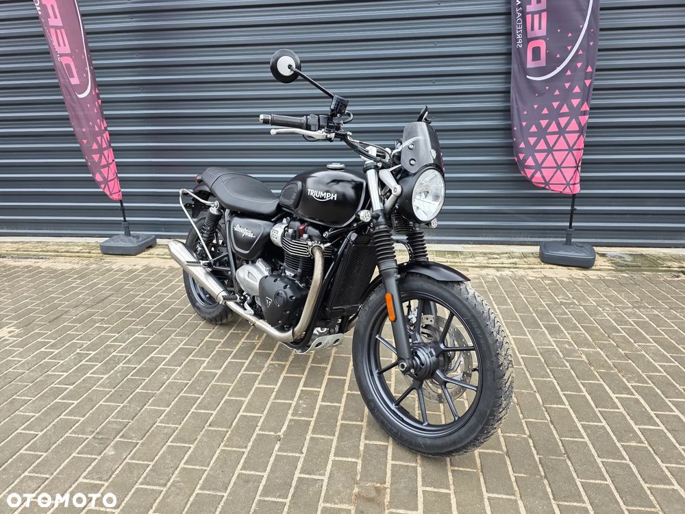 Triumph Street Twin - 31