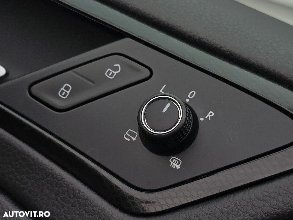 Volkswagen Golf 2.0 TDI (BlueMotion Technology) Highline - 16