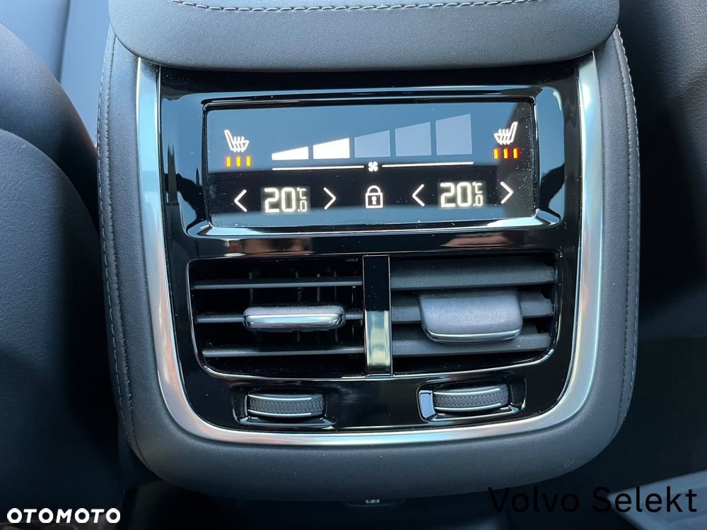 Volvo XC 90 - 36