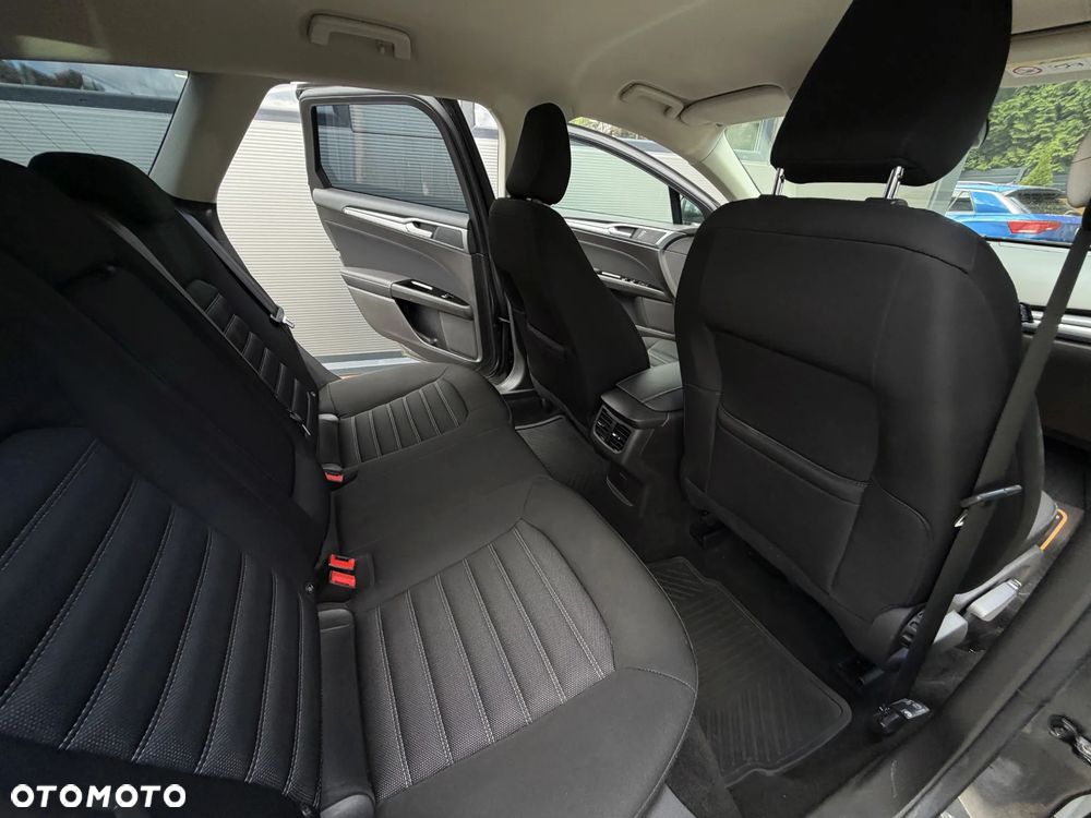 Ford Mondeo 2.0 TDCi Titanium PowerShift - 17