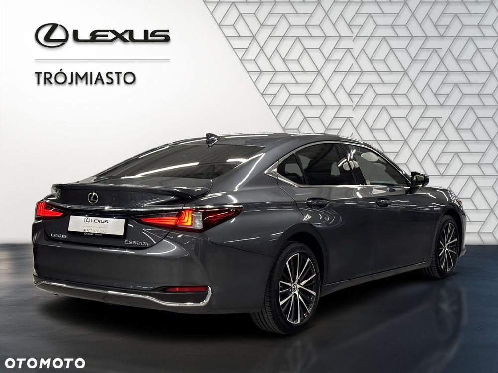 Lexus ES 300h Prestige - 5