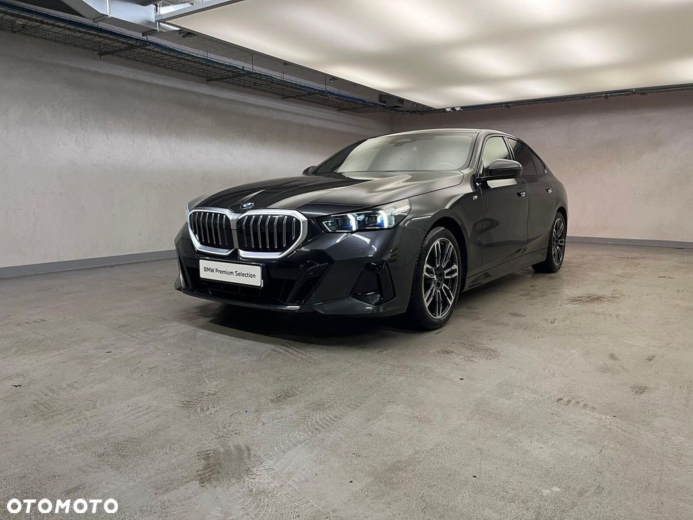 BMW Seria 5 520d xDrive mHEV M Sport - 10