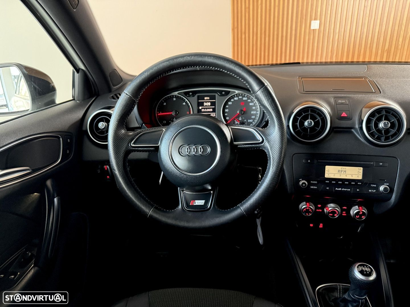 Audi A1 1.6 TDI S-line - 34