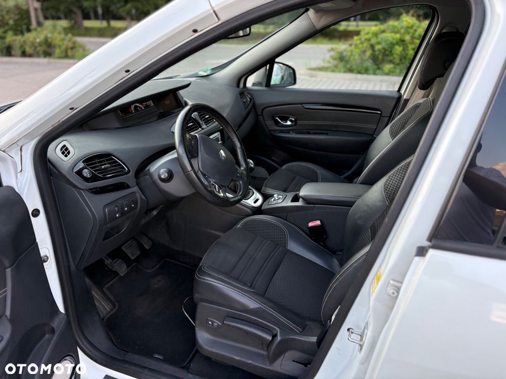 Renault Grand Scenic - 19