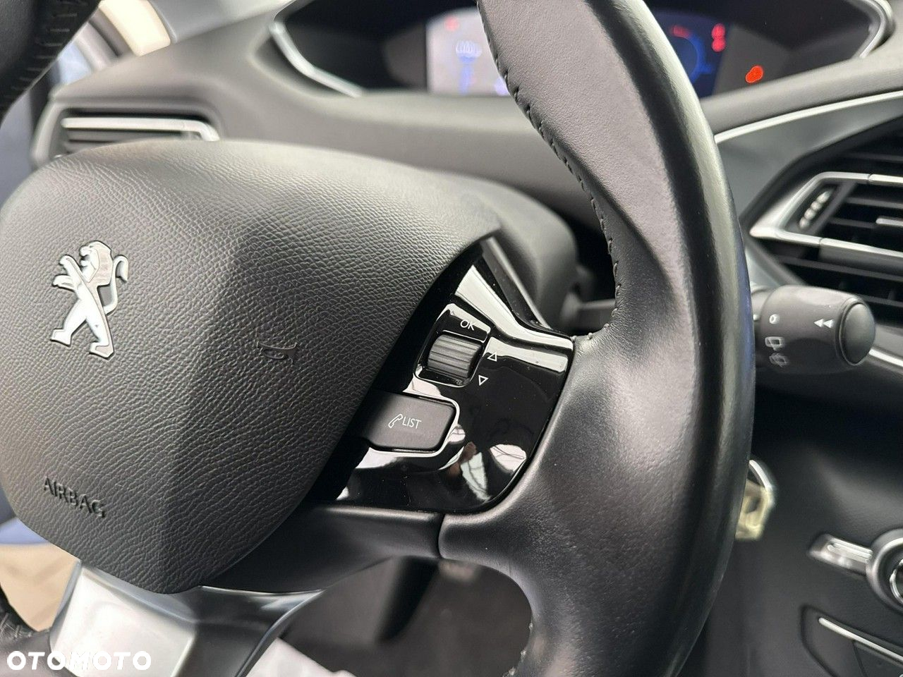 Peugeot 308 1.5 BlueHDi Active S&S - 27