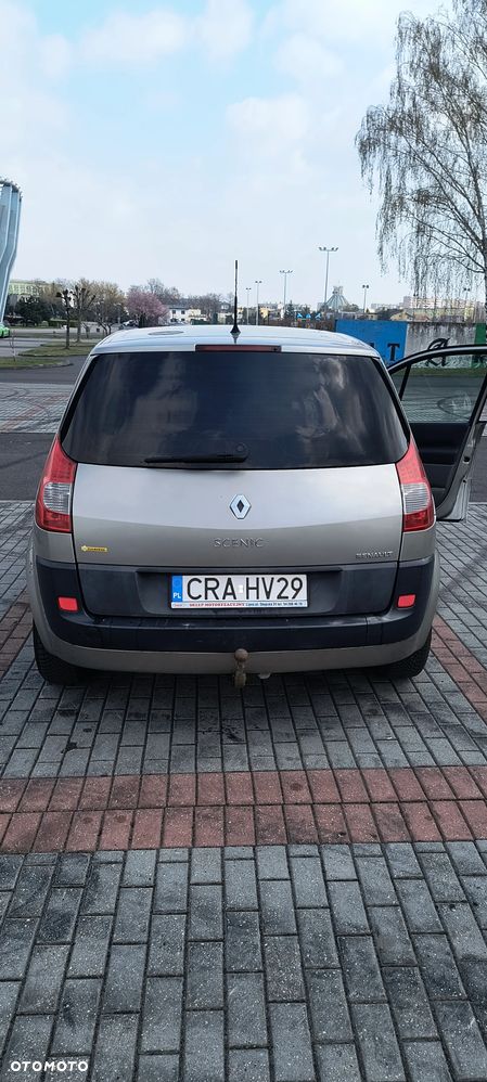 Renault Scenic - 8