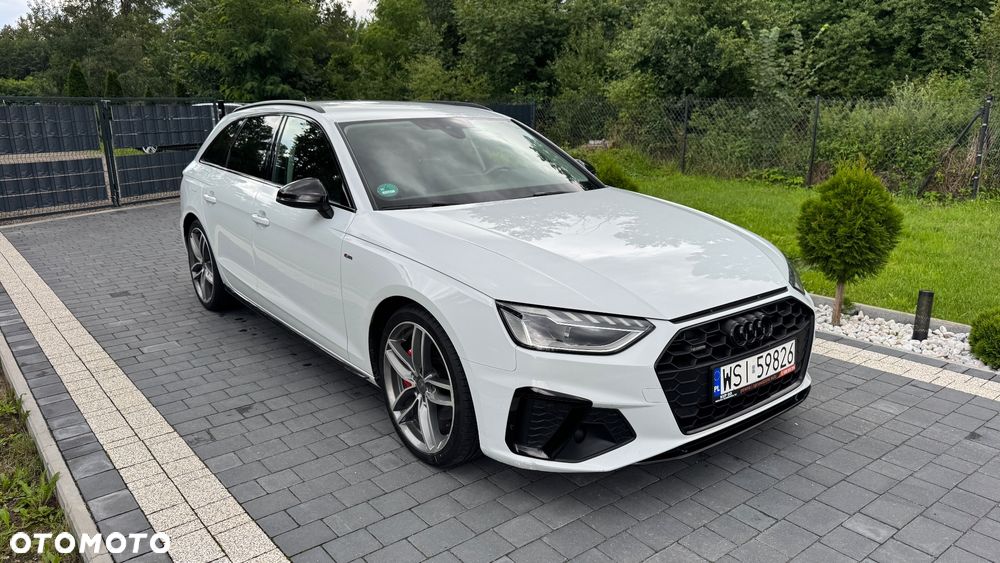Audi A4 Avant 40 TDI quattro S tronic S line - 2