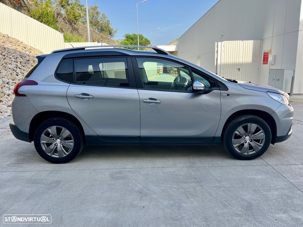 Peugeot 2008 PureTech 82 Style - 4