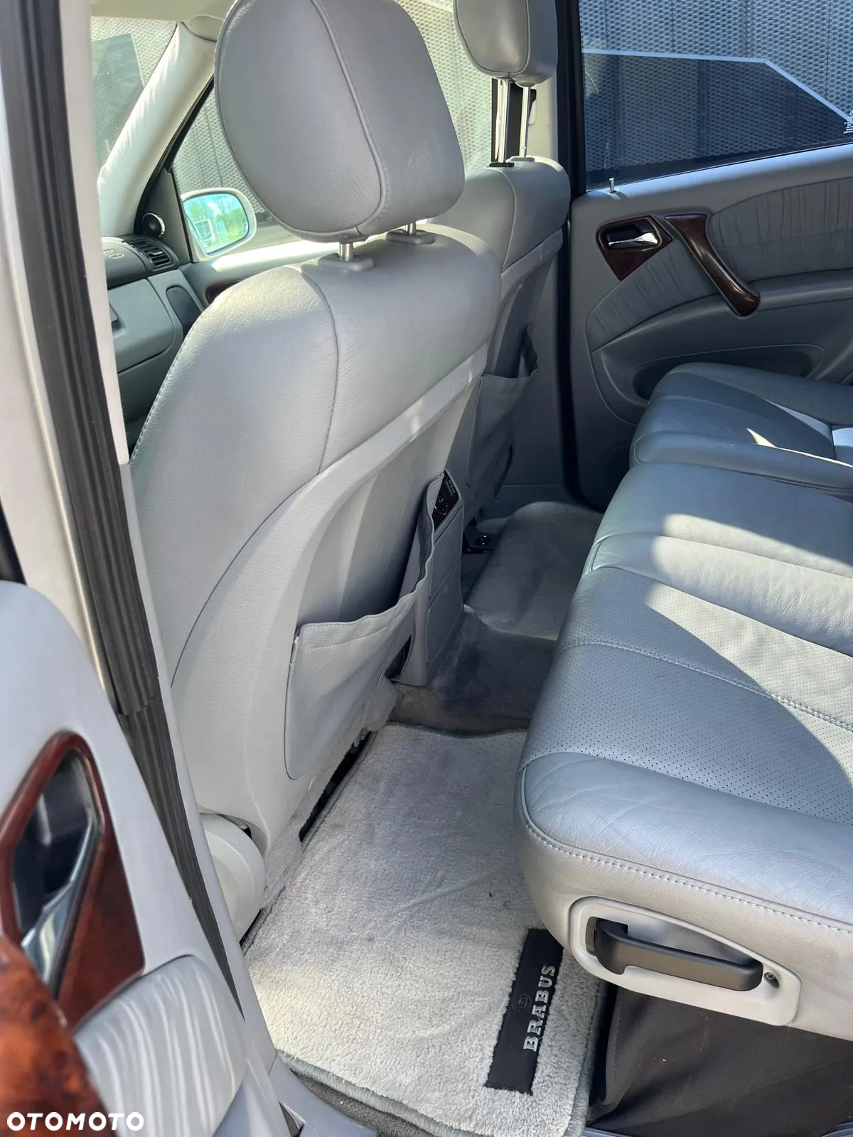 Mercedes-Benz ML - 25