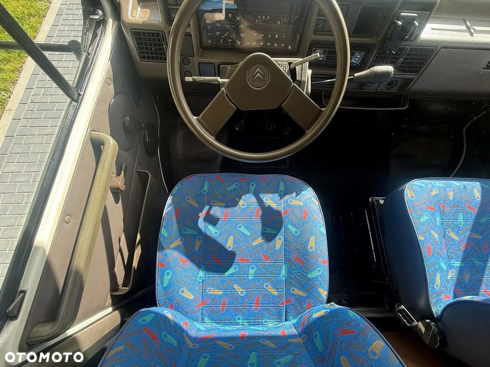 Citroën BÜRSTNER A 570 - 12