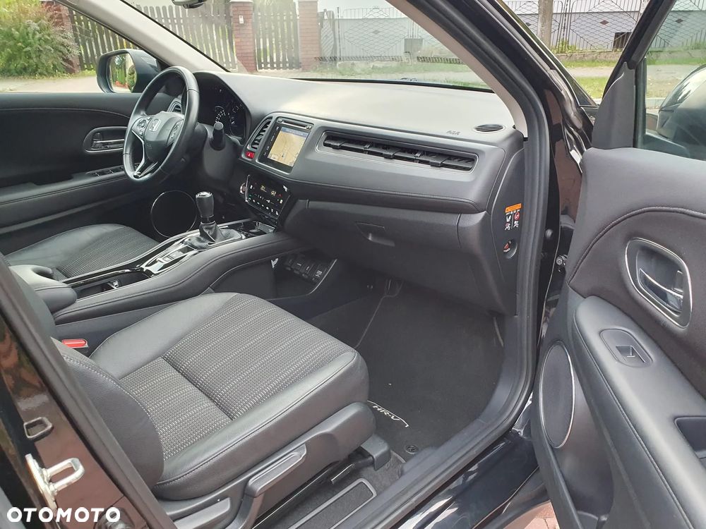Honda HR-V 1.5 i-VTEC Executive - 17