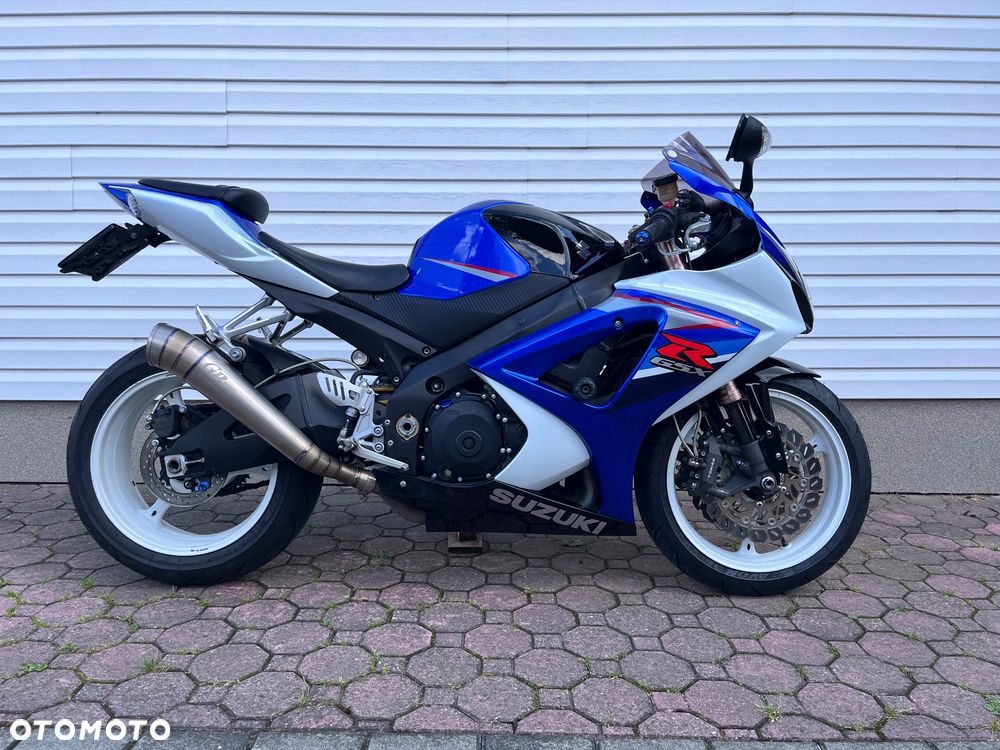 Suzuki GSX-R - 6