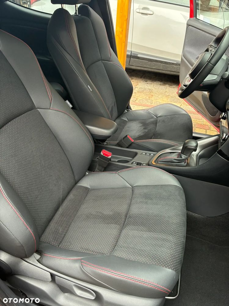 Toyota Yaris Hybrid 1.5 GR Sport - 14