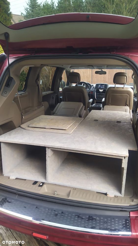 Chrysler Town & Country 3.6 Touring - 31