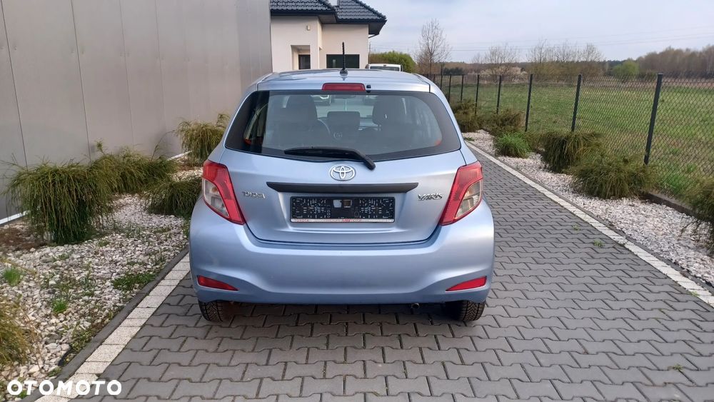 Toyota Yaris 1.0 VVT-i - 5