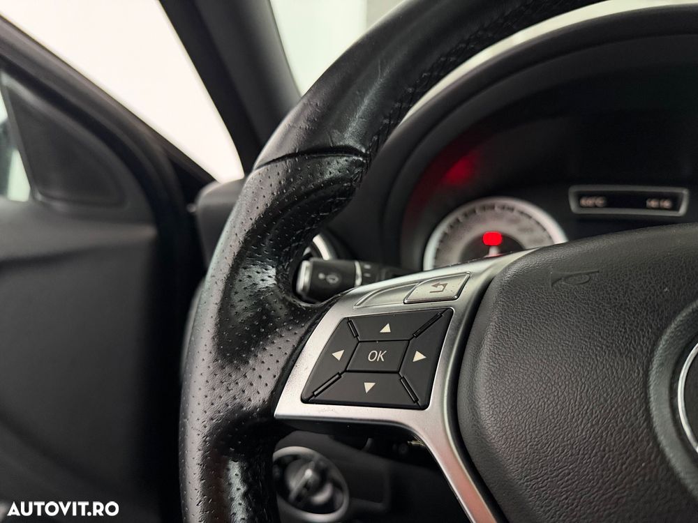 Mercedes-Benz A 180 CDI 7G-DCT AMG Line - 19