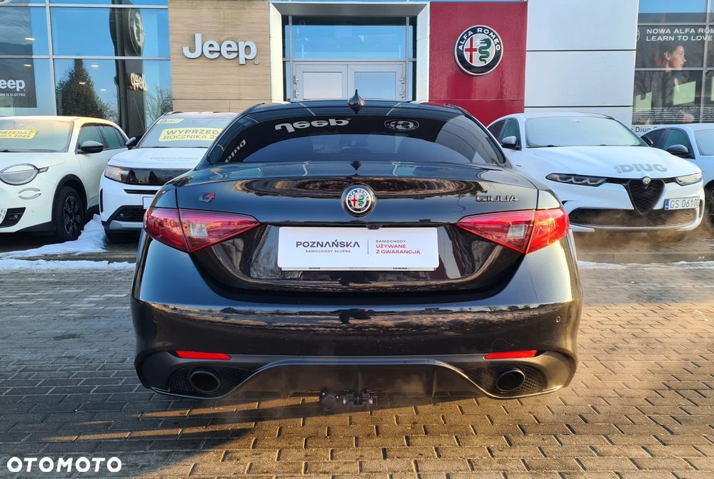 Alfa Romeo Giulia 2.0 Turbo Veloce Q4 - 6