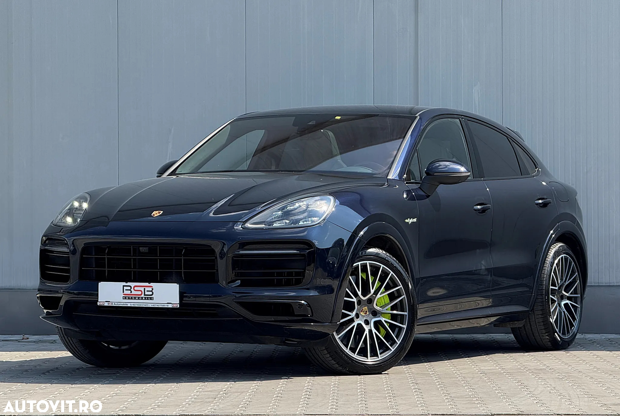 Porsche Cayenne Coupe E-Hybrid Tiptronic S Platinum Edition - 3