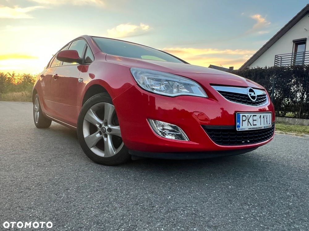 Opel Astra 1.6 - 9