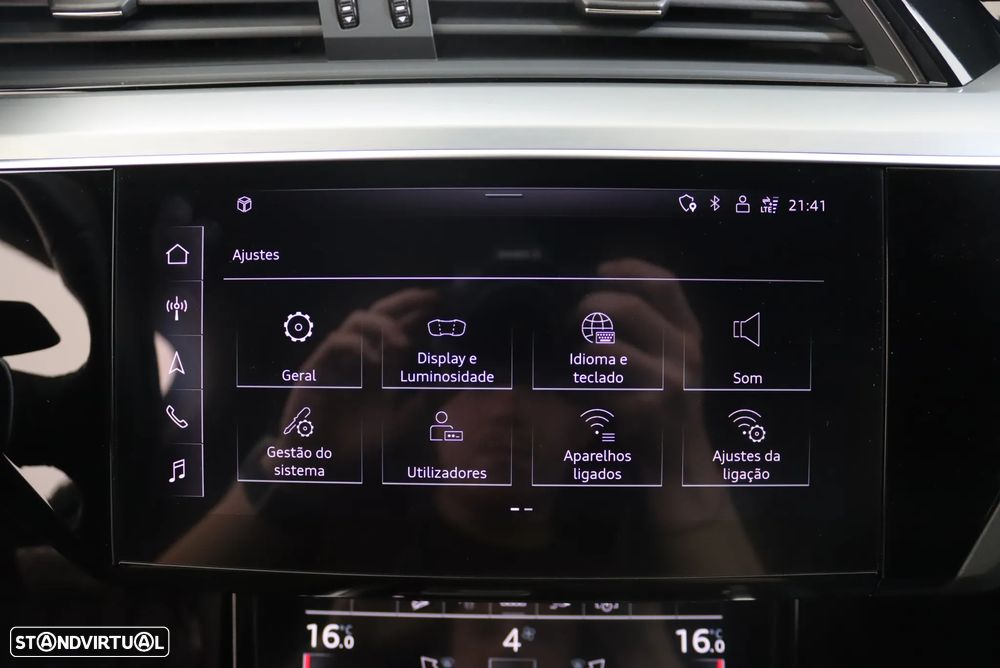 Audi e-tron 55 quattro S line - 37