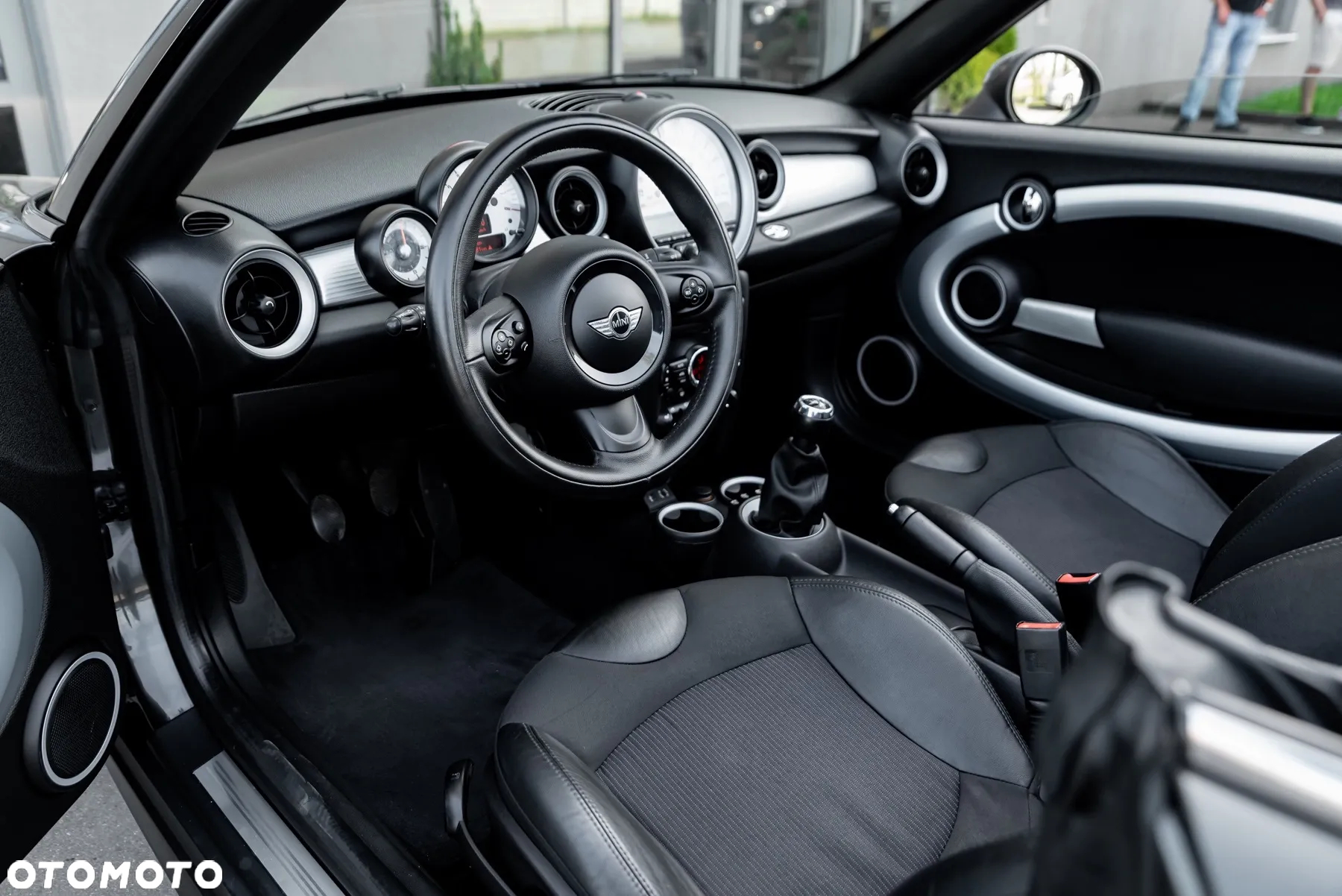 MINI Cooper Cabrio - 18
