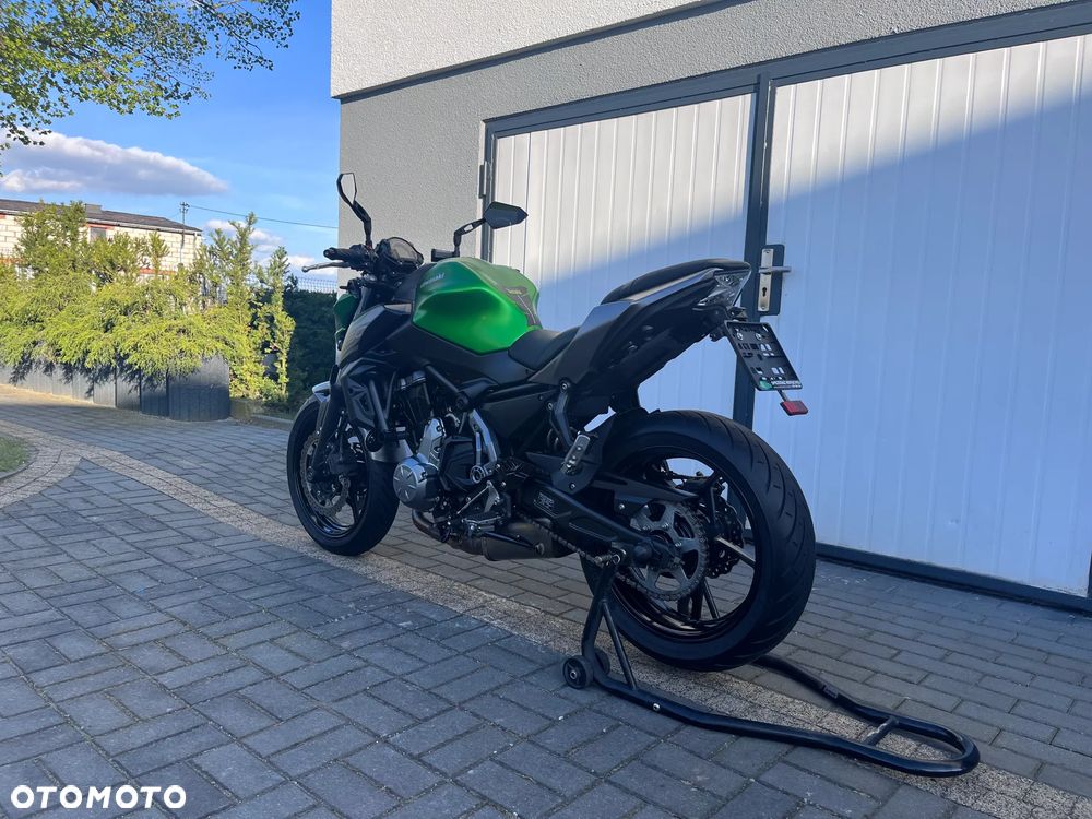 Kawasaki Z 650 - 7