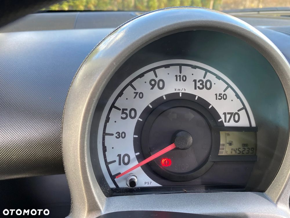 Toyota Aygo ver-1-0-vvt--i-active - 9