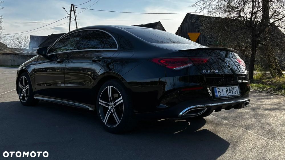 Mercedes-Benz CLA - 10