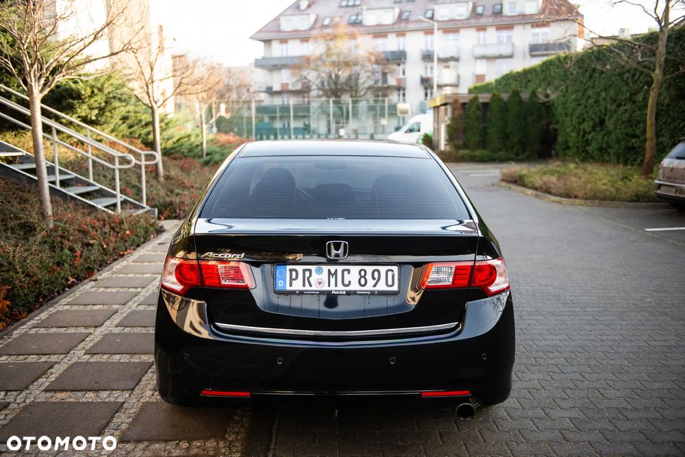 Honda Accord 2.0 Executive - 13