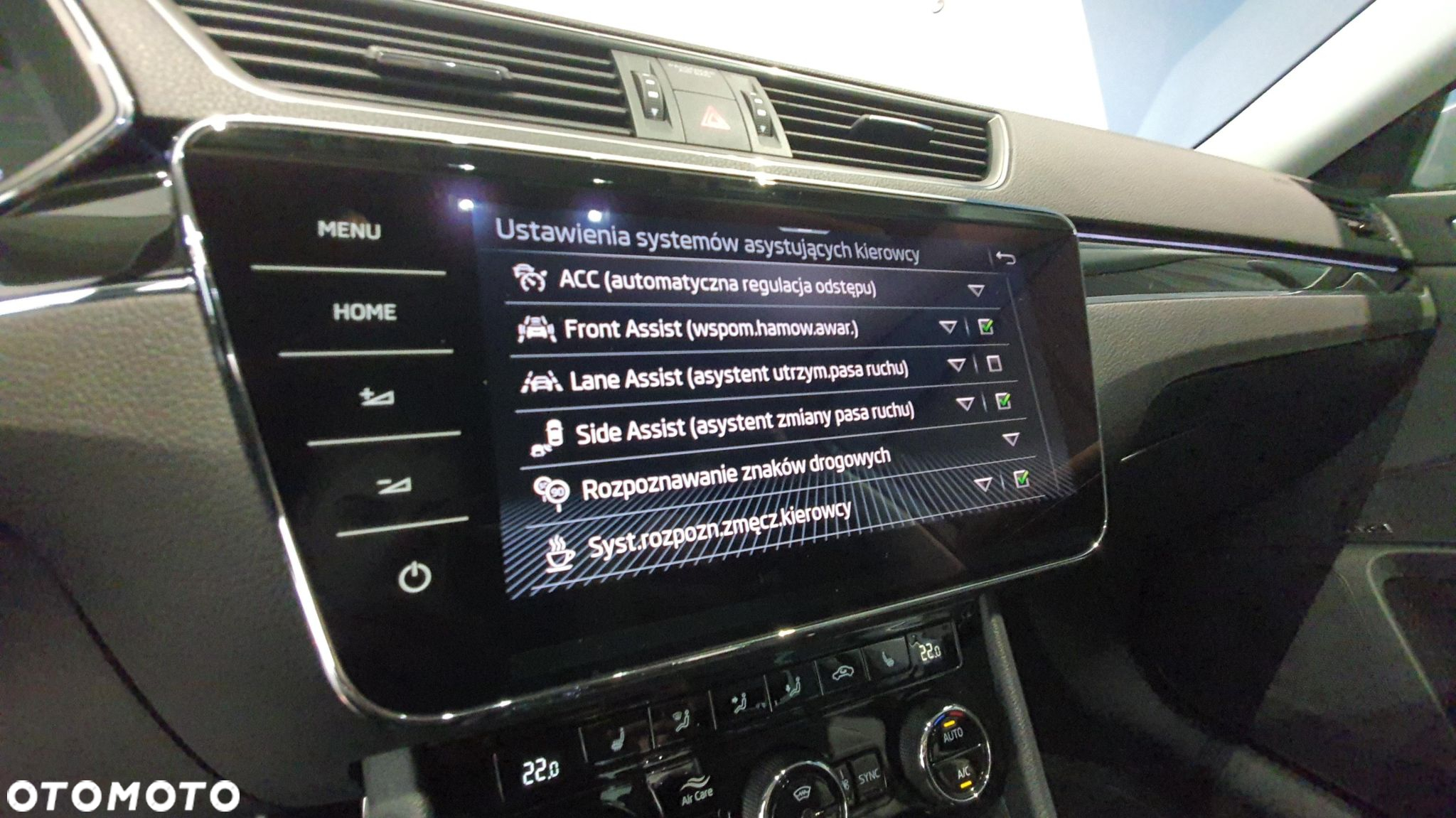 Skoda Superb 2.0 TSI L&K DSG - 26