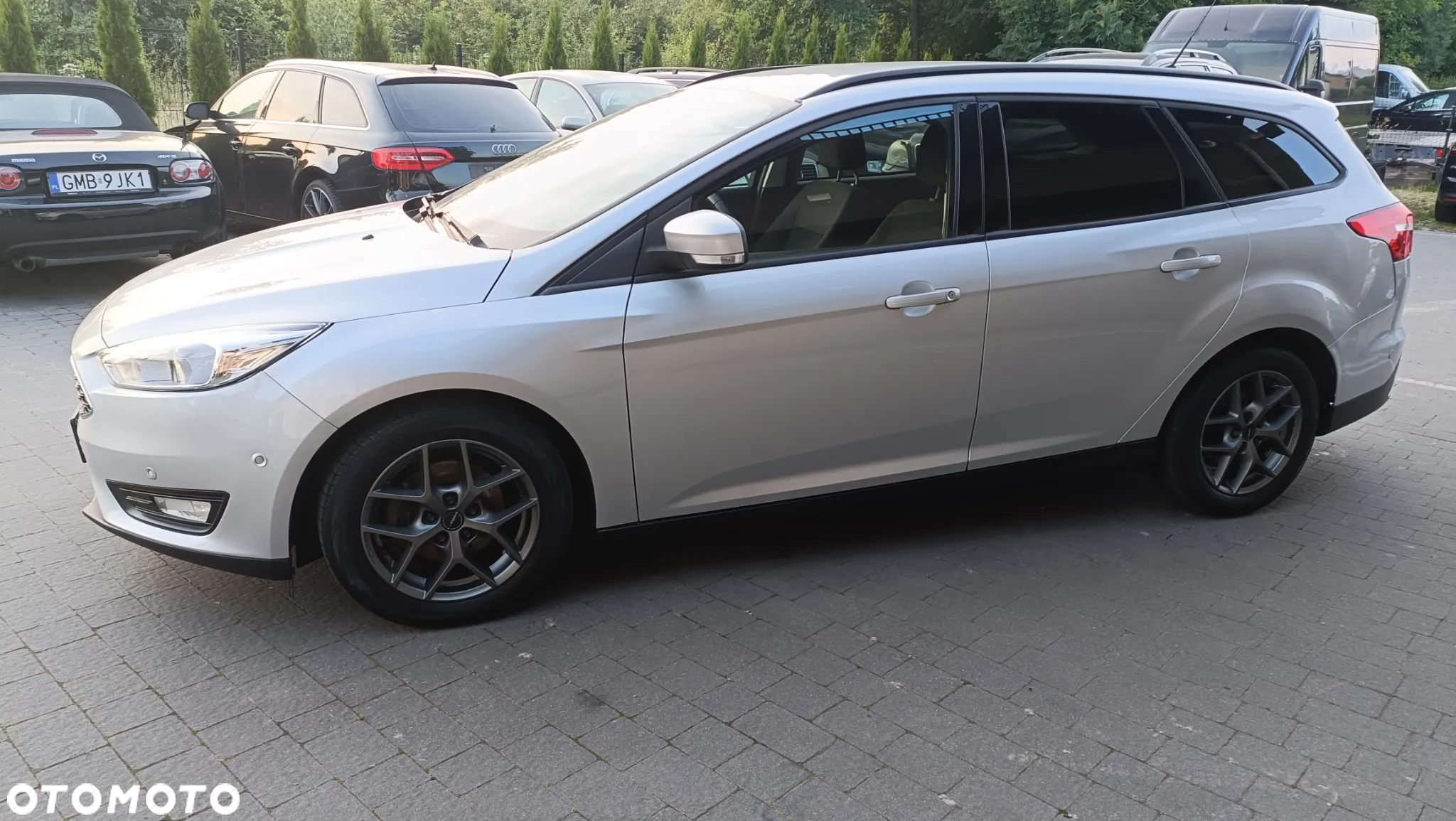 Ford Focus 1.0 EcoBoost Ambiente - 6