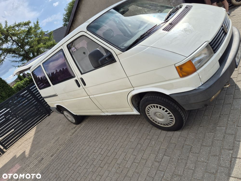 Volkswagen Transporter - 2