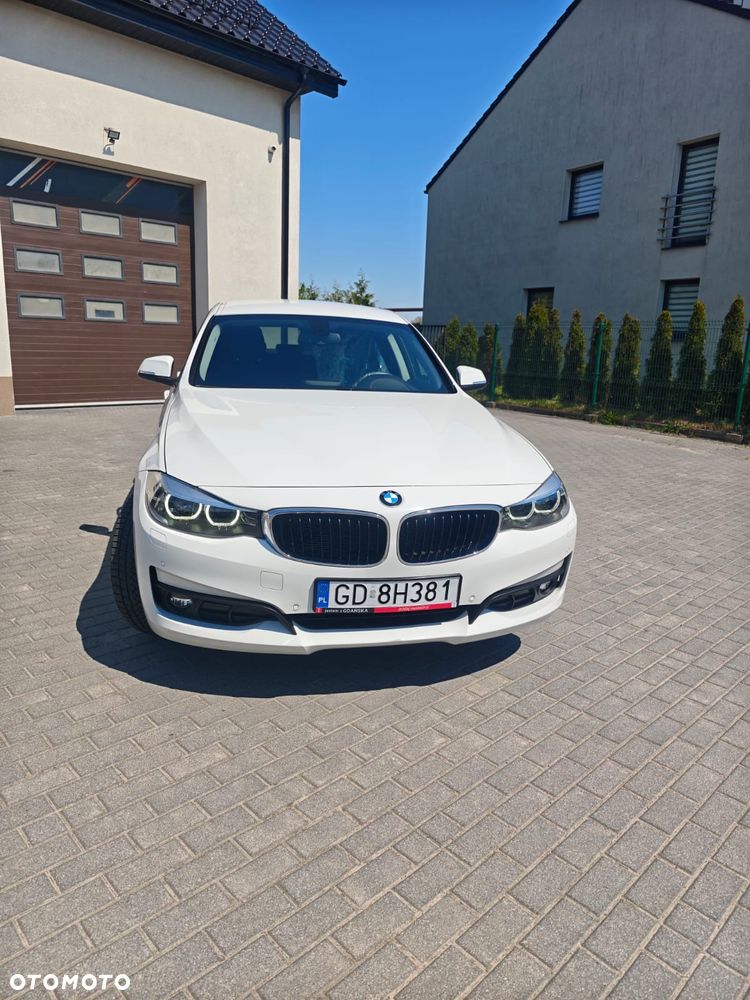 BMW Seria 3 320d - 23