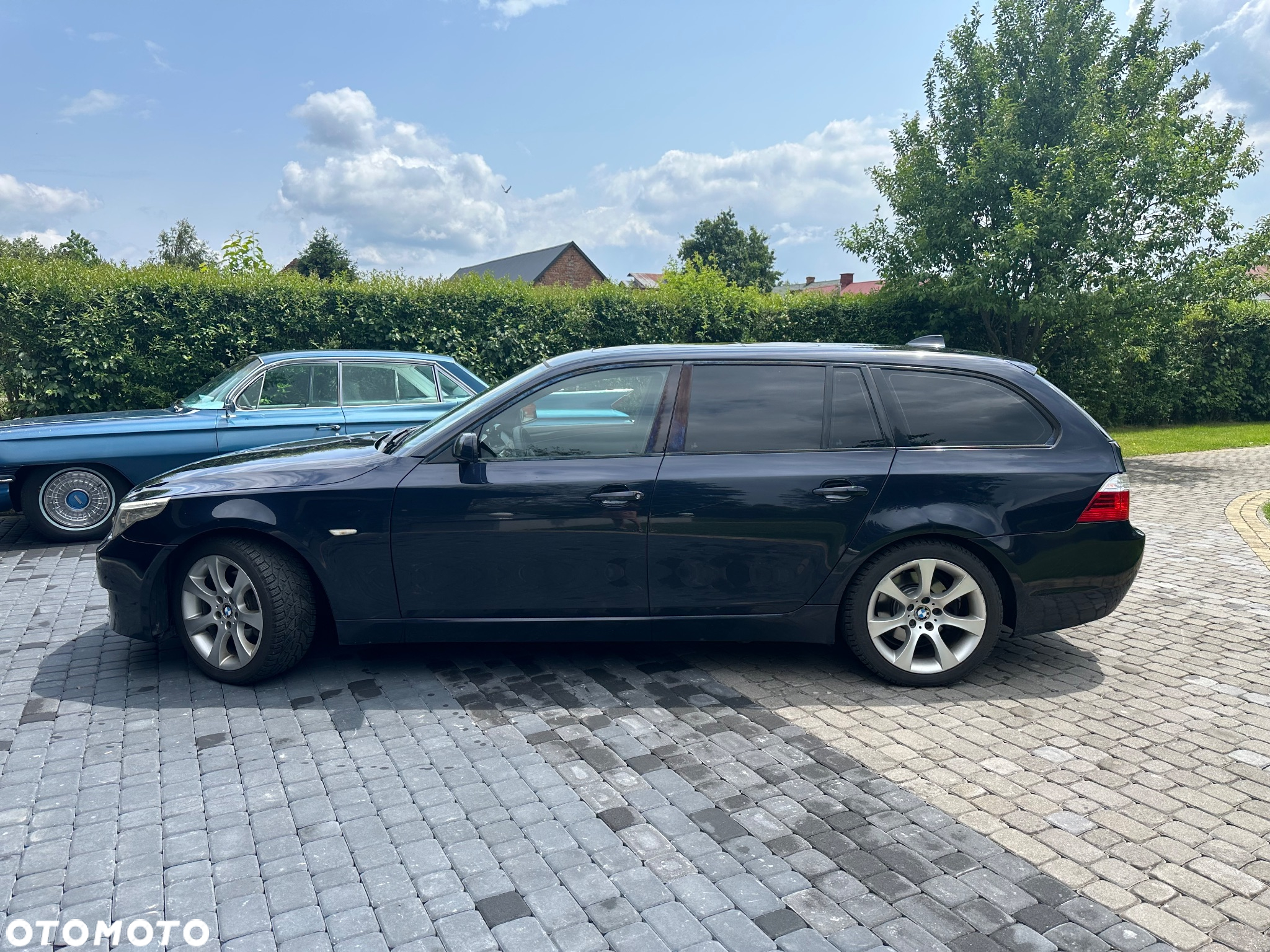 BMW Seria 5 530xd Touring - 3