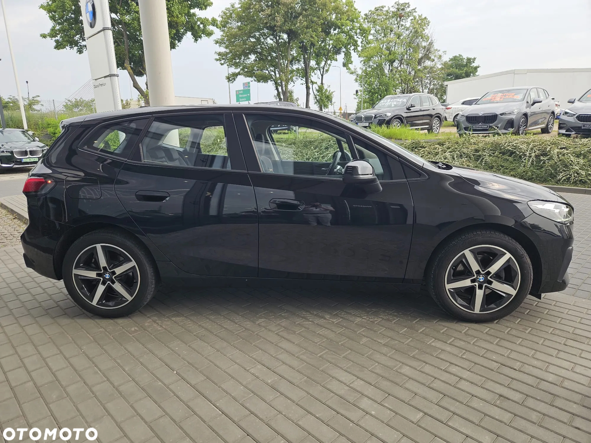 BMW Seria 2 220i Active Tourer - 6