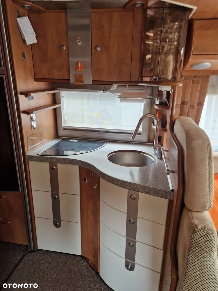 Carthago Chic C-Line T Plus 4.8 LE - 11