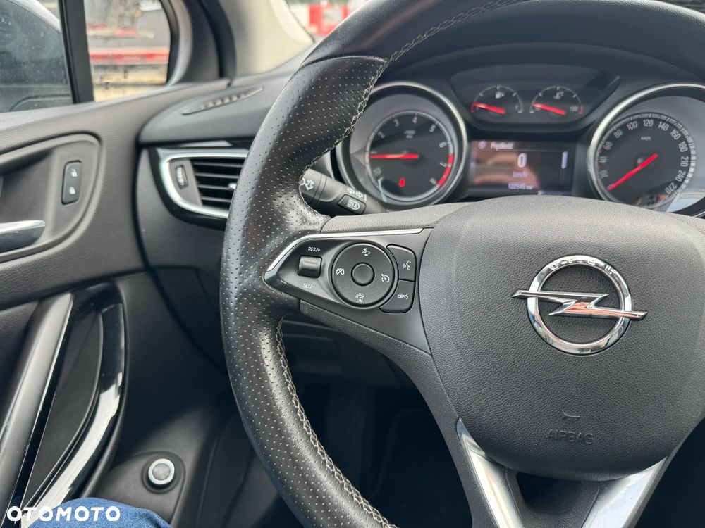 Opel Astra 1.4 T Dynamic S&S - 14