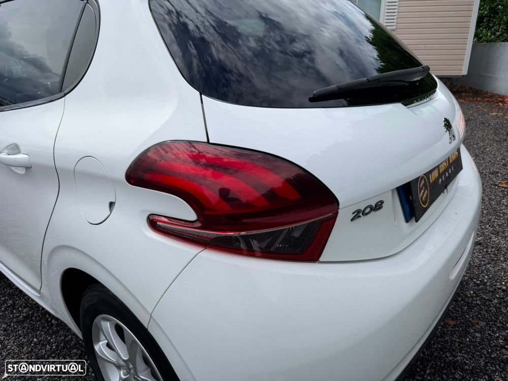 Peugeot 208 1.6 BlueHDi Style - 20
