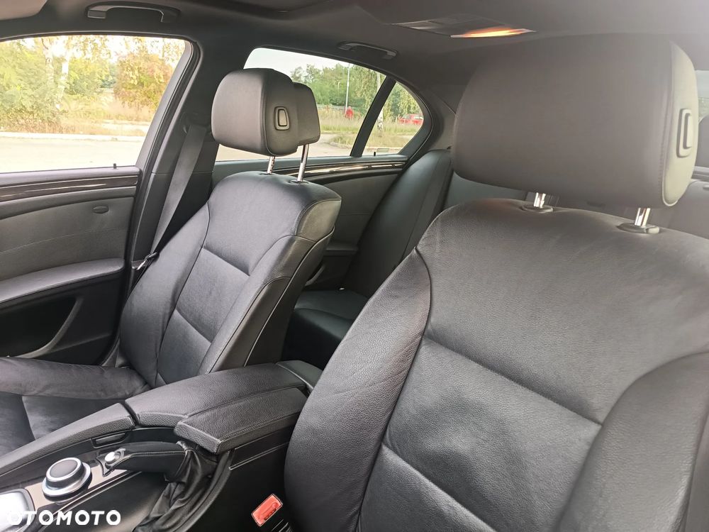 BMW Seria 5 520d - 8