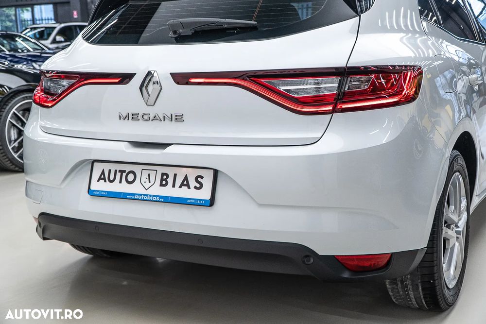 Renault Megane ENERGY dCi 110 EDC INTENS - 14