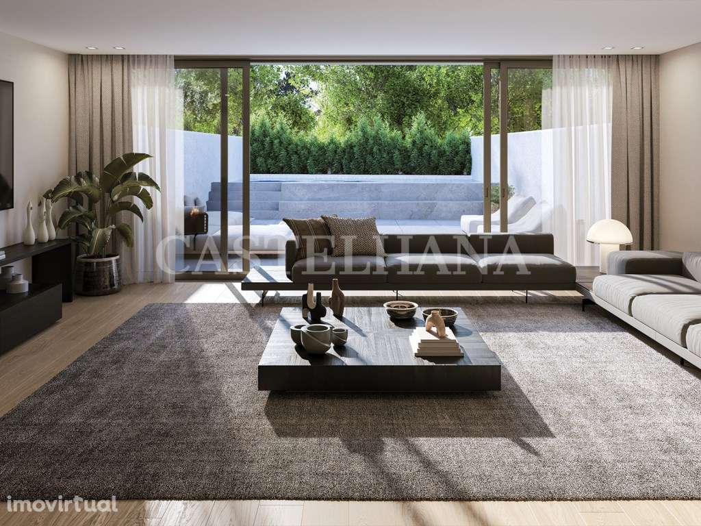 Moradia T4 com área exterior próximo à praia de Lavra - Grande imagem: 3/84