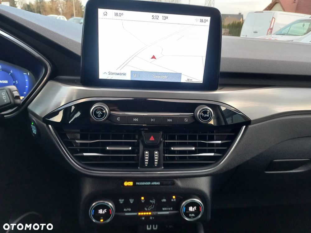Ford Kuga 2.0 EcoBlue Hybrid TITANIUM - 27