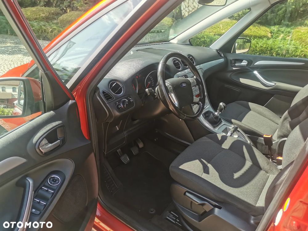 Ford Galaxy 2.0 TDCi Ghia - 7