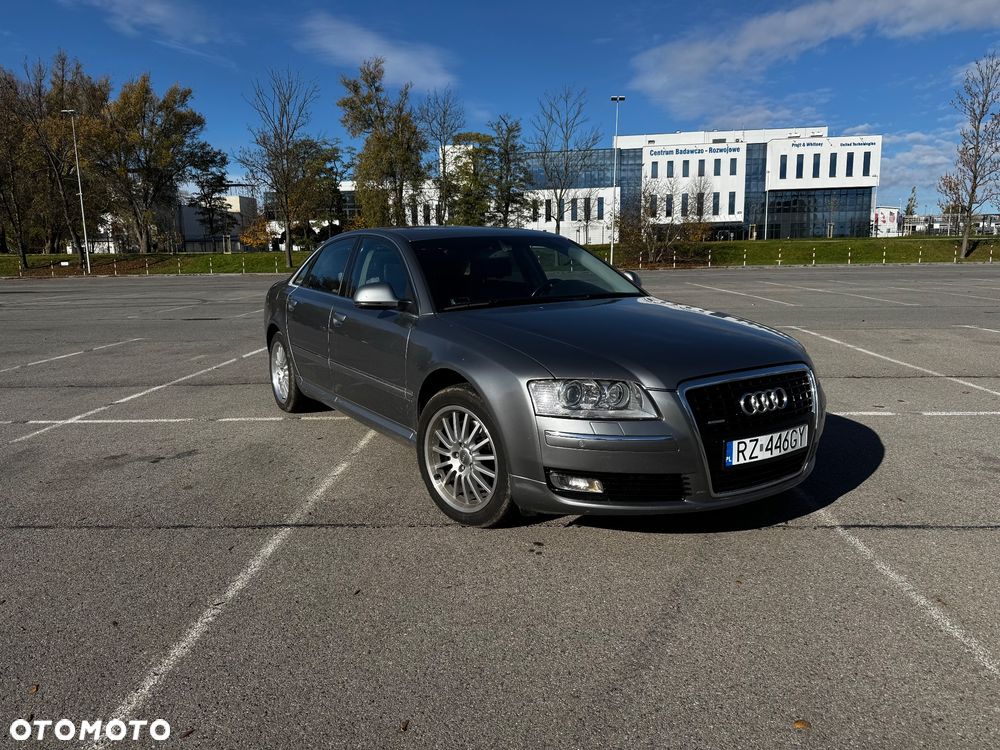 Audi A8 - 9