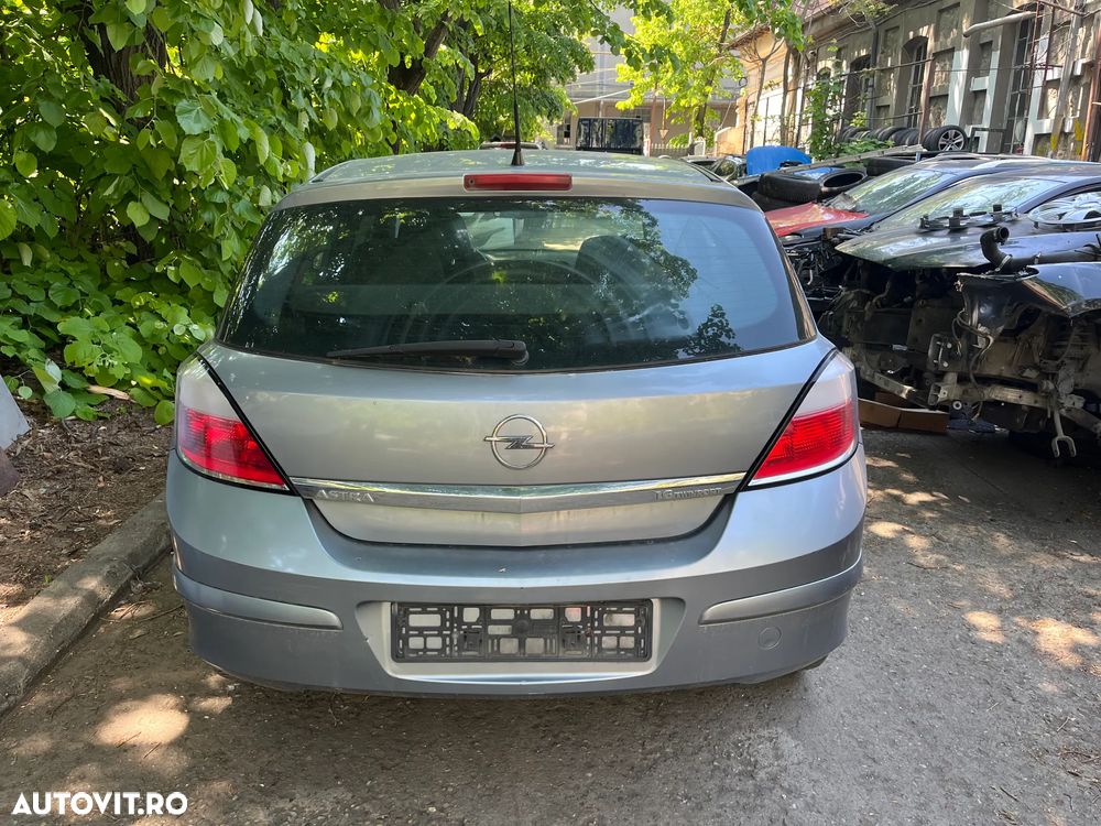 Dezmembrez Opel Astra H hatchback 2006 gri Z163 1,6 benzina Z16XEP TWINPORT cutie automata - 10