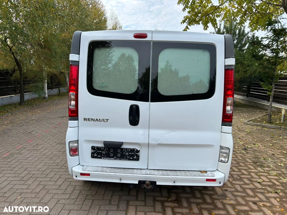 Renault Trafic Combi 2.0 L2H1 4 - 7
