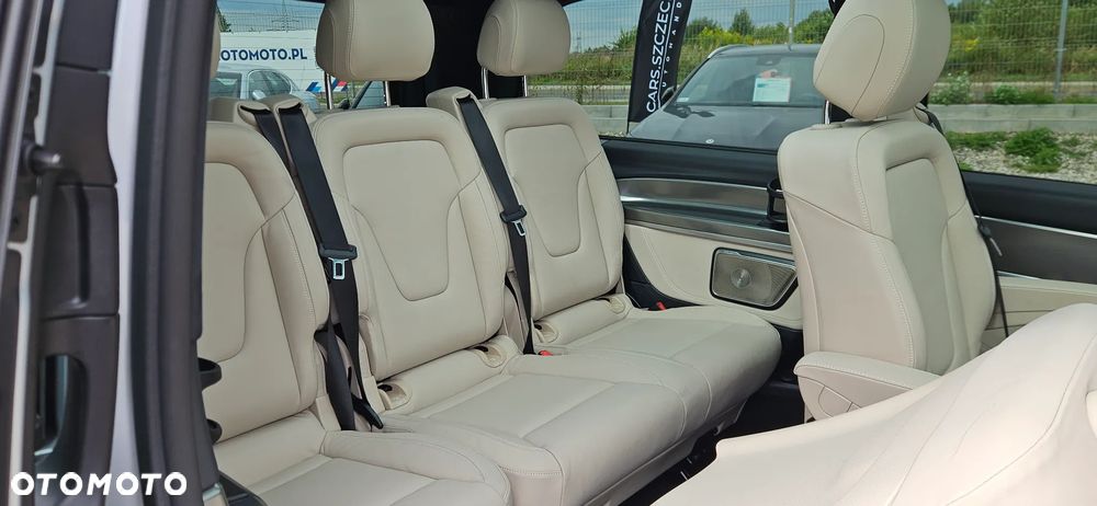 Mercedes-Benz Klasa V 300 d 4-Matic 9G-Tronic Exclusive (d³ugi) - 16
