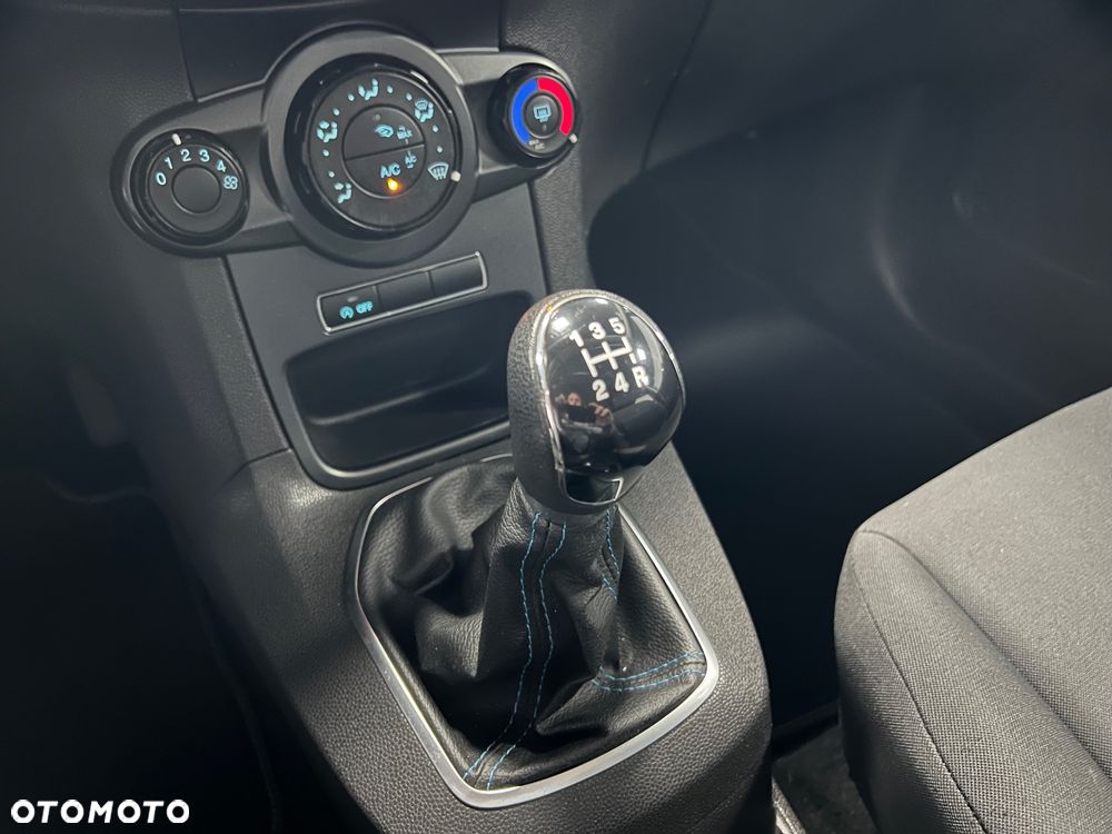 Ford Fiesta - 17