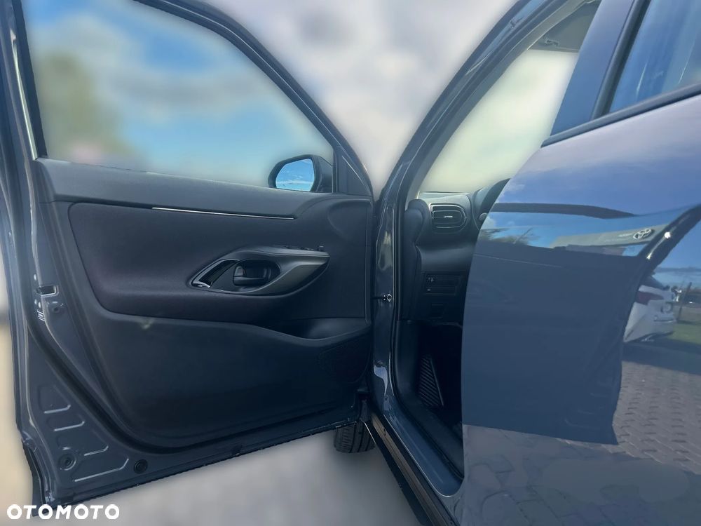 Toyota Yaris Cross Hybrid 1.5 Comfort - 16