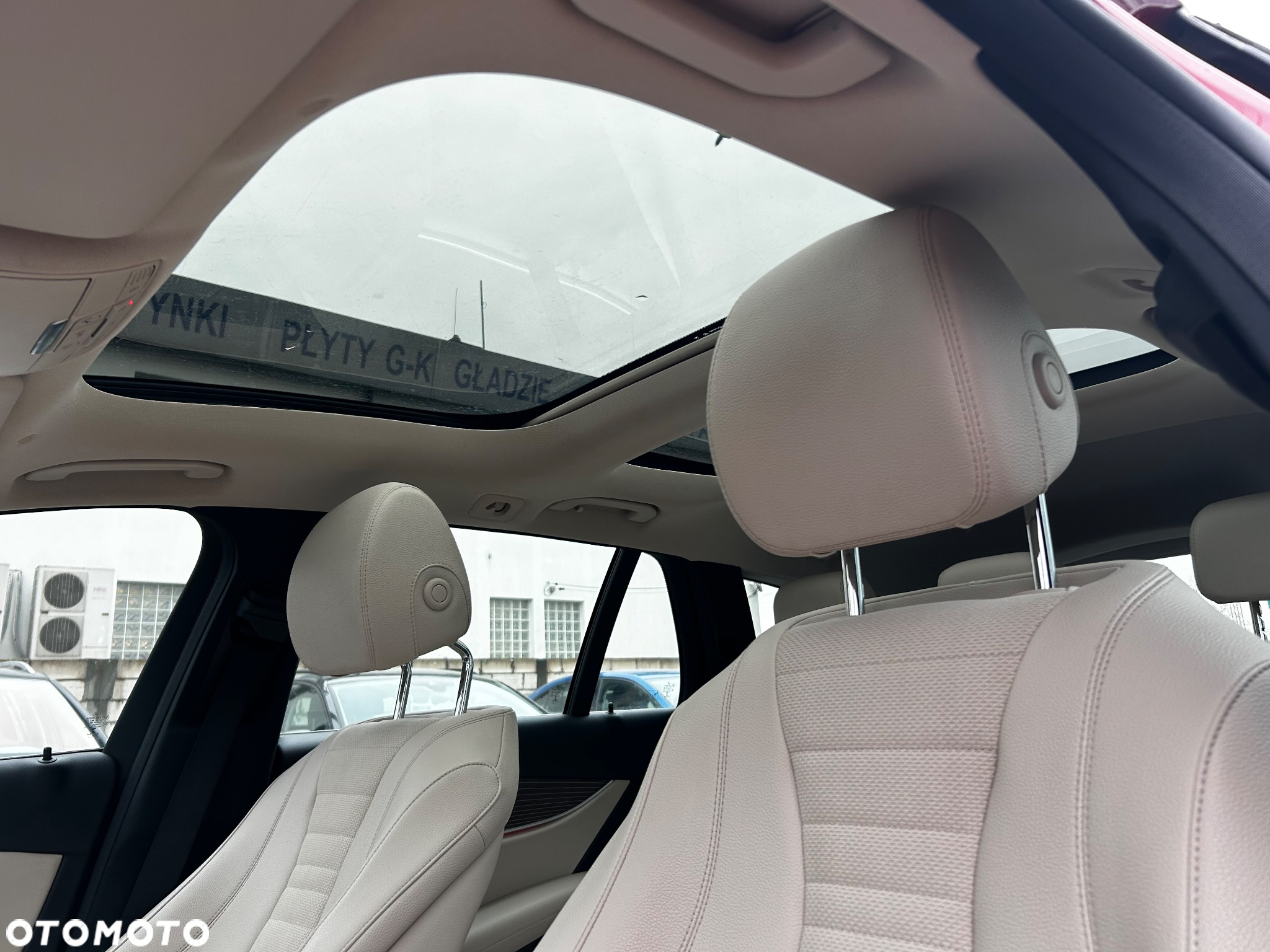 Mercedes-Benz Klasa E 220 d 4Matic 9G-TRONIC Avantgarde - 19
